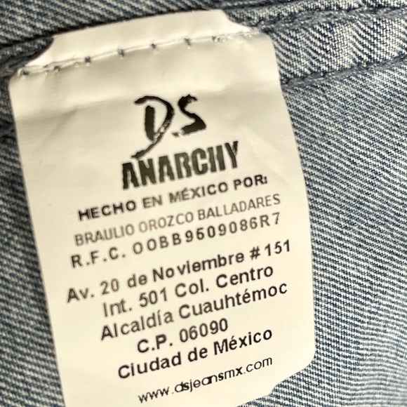 Denim Button Down Shirt Long Sleeve Bad Choices Make Good Stories Western Sz M - Picture 9 of 10